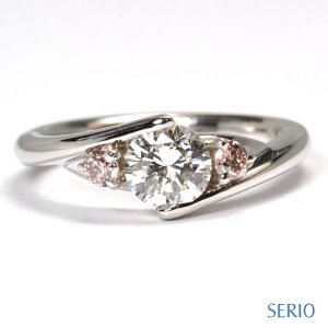 ���e�ɓV�R�΃s���N�_�C���̍���w��