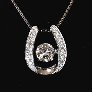 �_���V���O�X�g�[���E�_�C���f�U�C���y���_���g