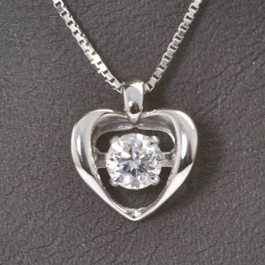 ����10���N�L�O�Ƀ_���V���O�X�g�[���y���_���g