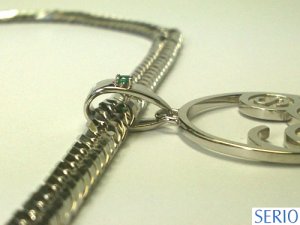 オーダーペンダントのバチカン加工